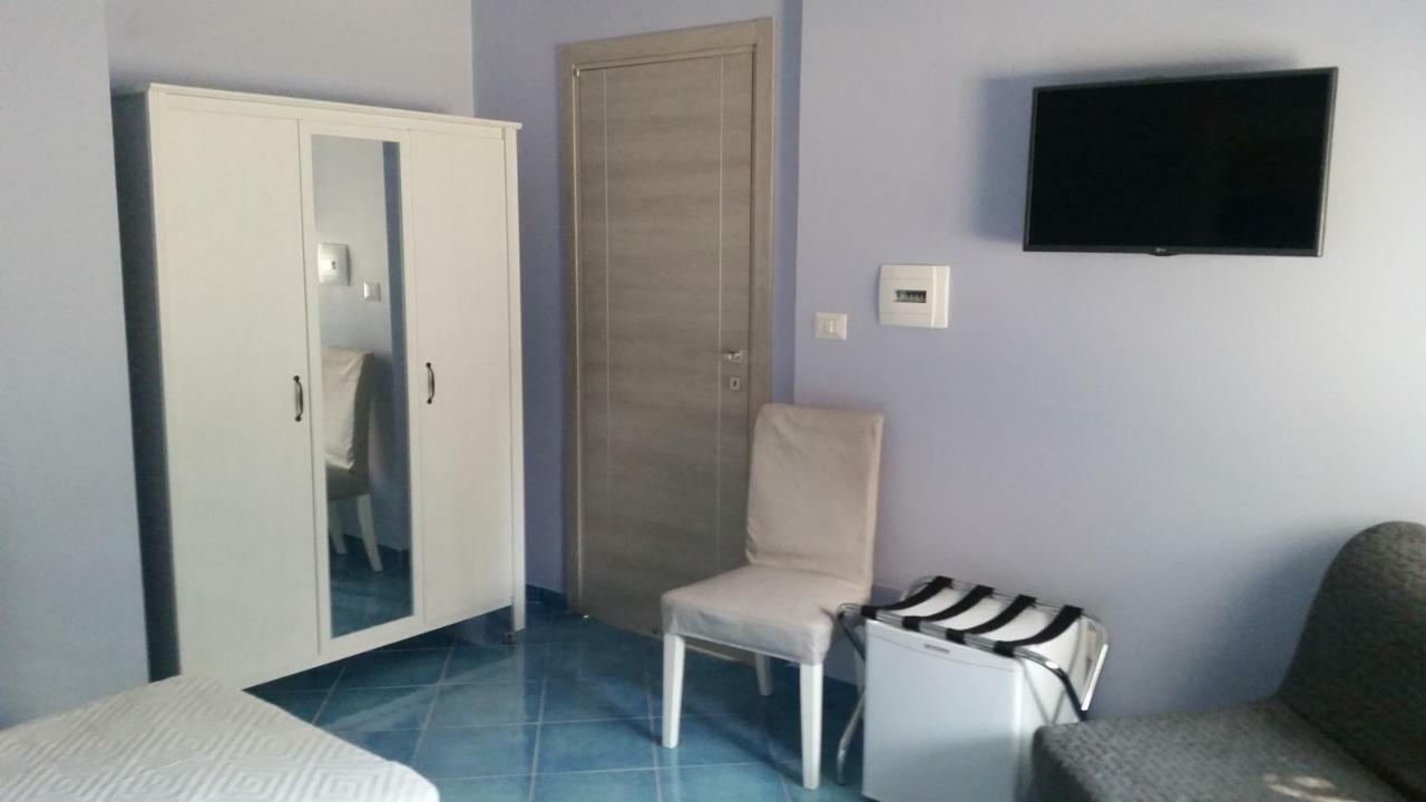 Piccolo Bed Bed & Breakfast Procida Exterior photo