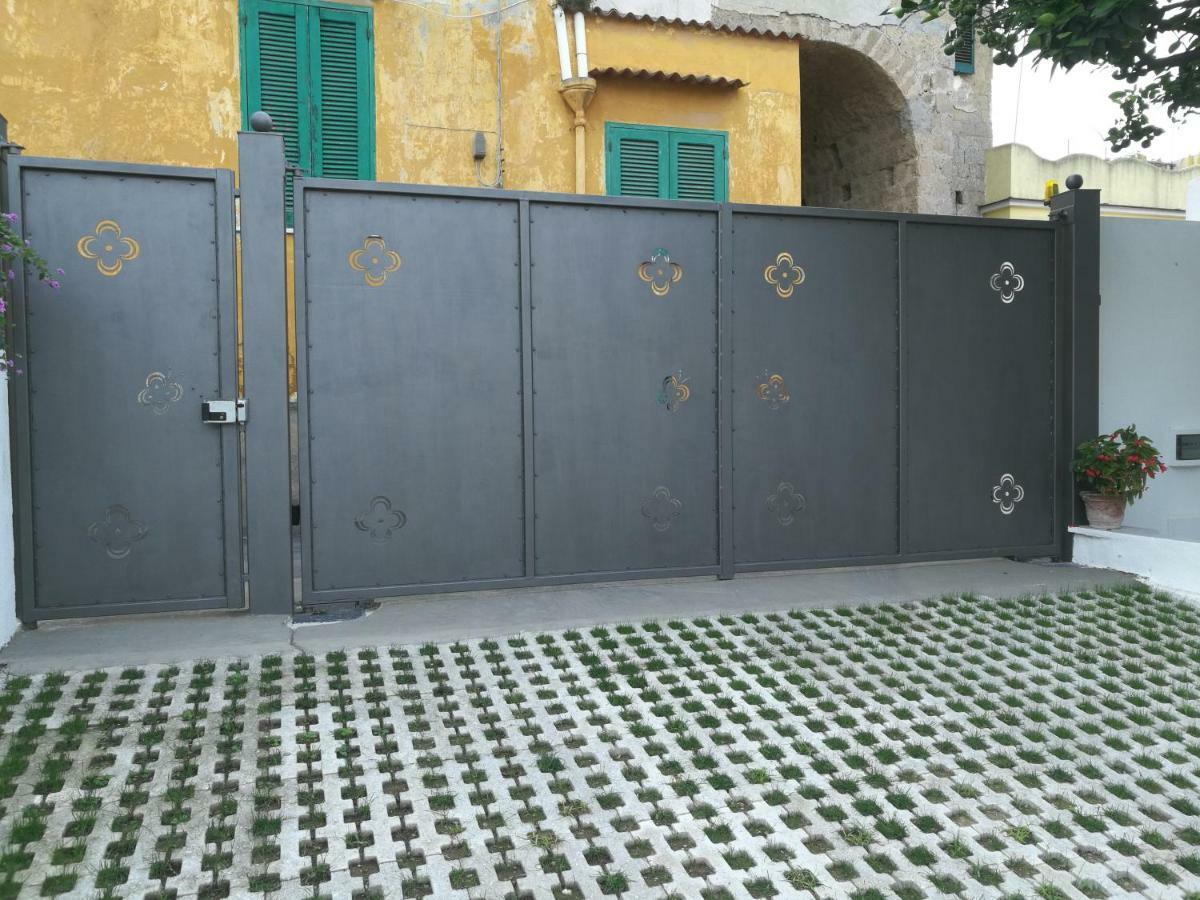 Piccolo Bed Bed & Breakfast Procida Exterior photo